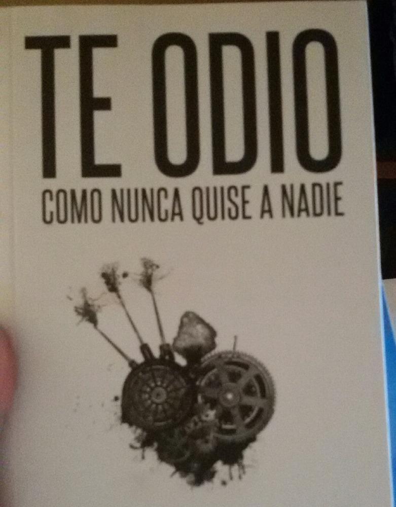 9_Odey's tweet photo. Nueva adquisición literaria! 👍 http://t.co/HjiEQGzobk