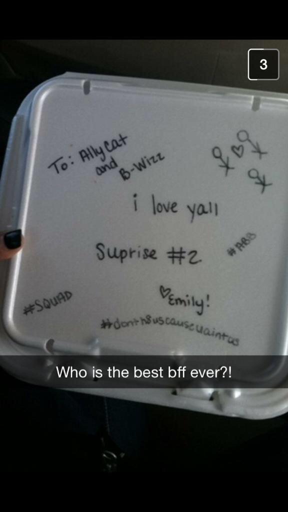 bfwaters's tweet image. WHEN YOUR BESTFRIENDS SURPRISE YOU WITH YOUR FAV PLACE!!! #SUPDOGS