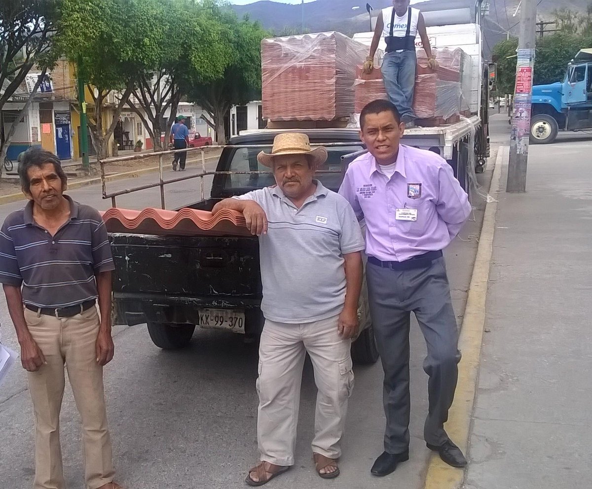 DDRBV1215's tweet photo. ¡Gracias! @congregacion_mt      https://t.co/HKu0vVJEsf B. Vista de Cuellar Gro. http://t.co/uuUZZLEjAc