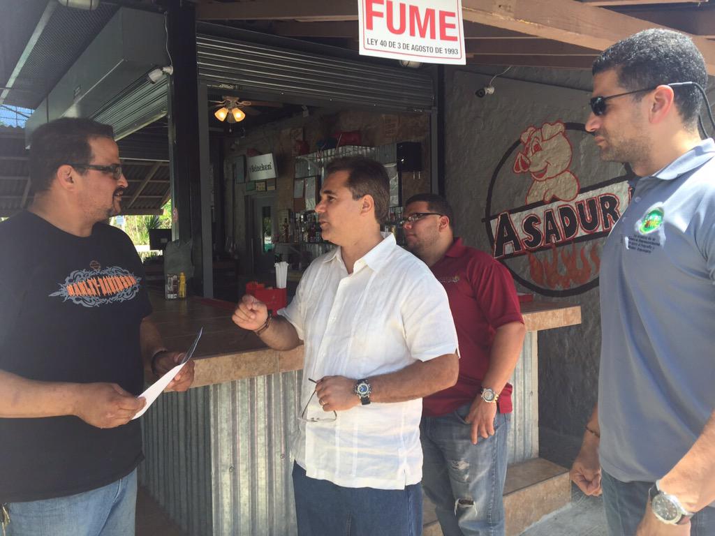 FuerzaPyMEPR's tweet photo. AHORA: Estamos con el Alcalde de @LuquilloRenace para invitar a empresarios a la 5ta Expo #FuerzaPyME en Río Grande. http://t.co/Lbo3VkWPPe