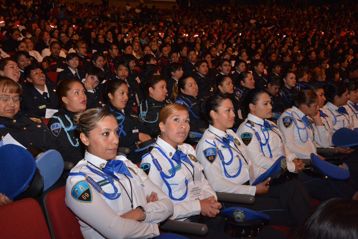 ManceraMiguelMX's tweet photo. Las mujeres son el motor de la CDMX, nuestro deber es asegurar su derecho a un trabajo digno #mm http://t.co/rvfSKru5O0