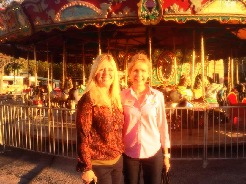 MayorPeggyBell's tweet photo. W/Palmetto Bay Councilwoman Karyn Cunningham, supporting Our Lady of the Holy Rosary's Carnival! #CutlerBay http://t.co/FT6R2sjSLx