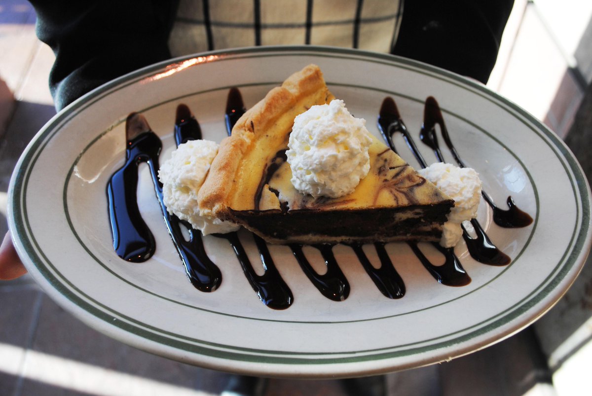 RussellsSmoke's tweet photo. Who's ready for #PiDay on 3/14 ?! We'll be serving slices for $3.14! http://t.co/OJSZuU7tE8