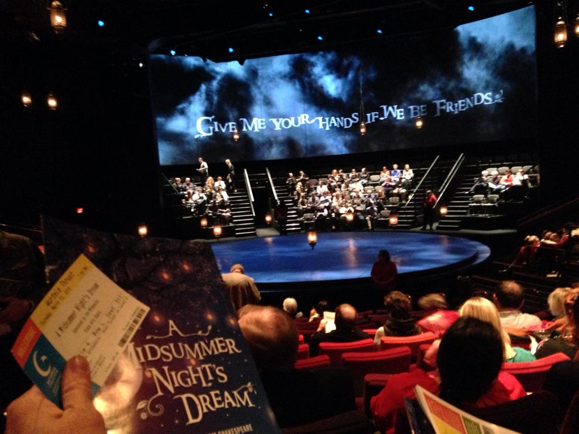 FrederickMelo's tweet photo. The Guthrie's thrust stage is my happy place, for tonight anyway. #thrustStage #GoogleIt http://t.co/Gw4kzfwBjP