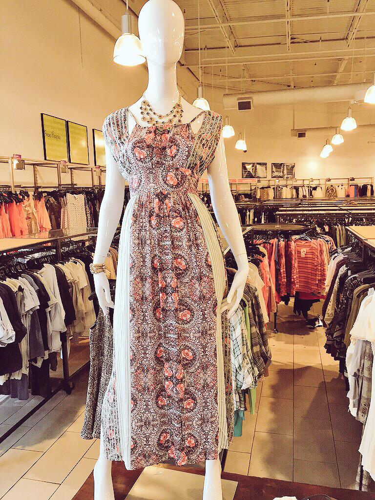 OFF5THAnaheim's tweet photo. Florals and dresses just off the truck! Only 40% with your Fashion Finds coupon! We love Spring! #Anaheim #fashion http://t.co/PoVjEXpfYB