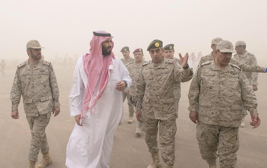 HRHMS_News's tweet photo. #الامير_محمد_بن_سلمان  يتفقد قوات الواجب في المنطقة الشمالية .  #السعودية #saudi

. http://t.co/jK8RwI8UF0