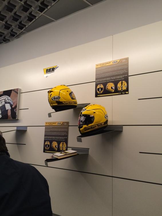 IBusoli's tweet photo. Casco Arai Joe Dunlop limited edition 150 pezzi purtroppo finiti tutti. Inaugurazione Ber Store  Modena, bellissimo. http://t.co/eX55gx165a