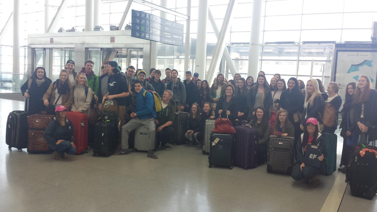 eftourscanada's tweet image. All set for #Prague #Berlin #Paris #London with Shannon A.'s travellers! #bonvoyage #YYZ @HPEschools @TorontoPearson