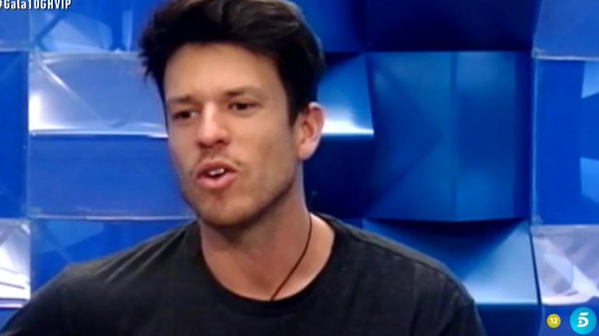 GHmomentazos's tweet photo. #Gala10GHVIP ¡Fede está poseído! http://t.co/XxKwmK9XcI http://t.co/gPRfKEaZgw