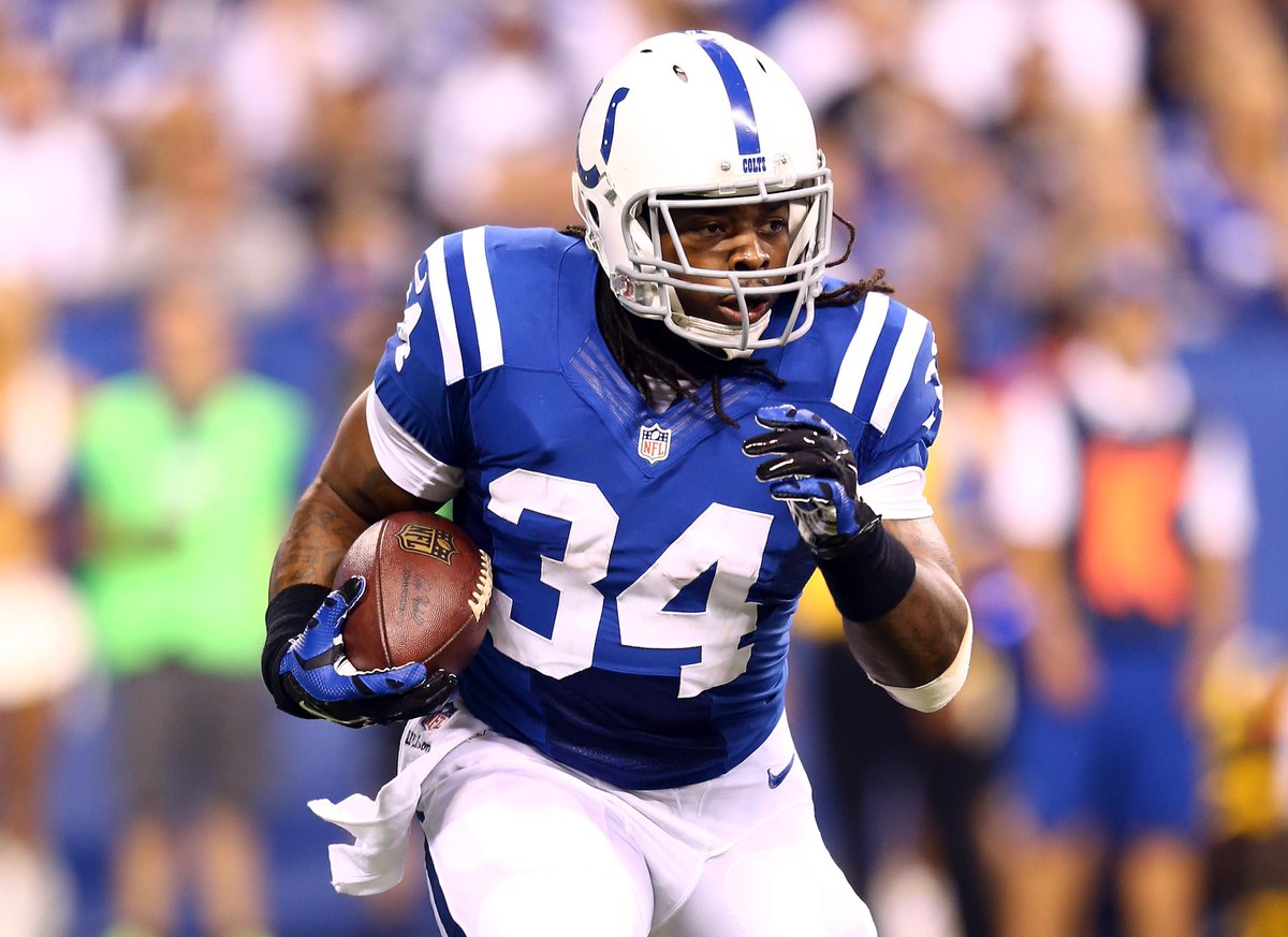 SportsCenter's tweet photo. THIS JUST IN: The Colts have waived running back Trent Richardson. Richardson led team in rushing last season. http://t.co/ulAoBk8HfQ