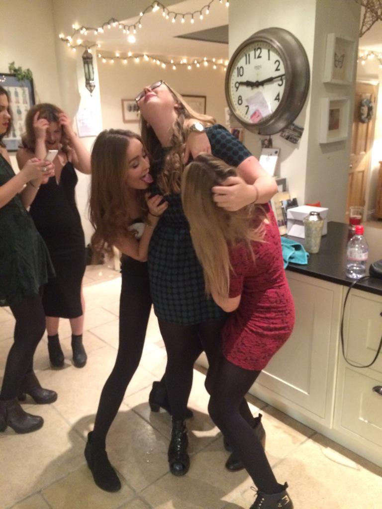 MeganLodge's tweet photo. Happy 18th birthday to my one true love and soulmate @ameliagriffers hope you've had a lovely day! 😘🎉💃🐯 http://t.co/Vj7cQOht68