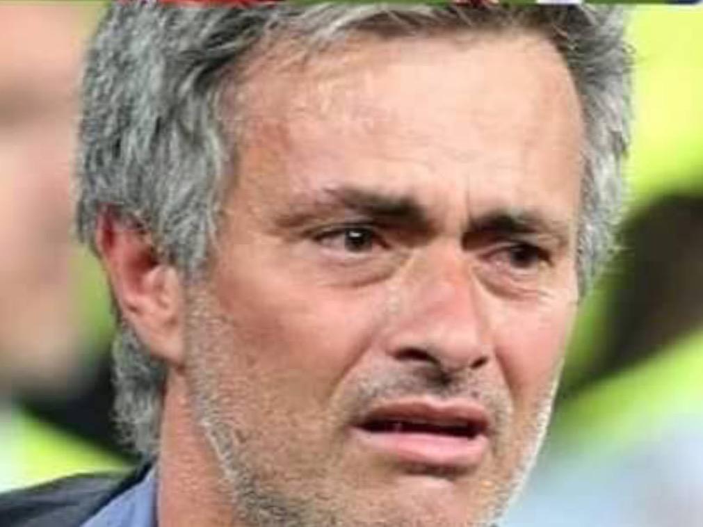 JulienBinet's tweet image. Sujet de partiel possible : qu'est ce que la défaite ?.... La défaite c'est ça ! #CHELPSG #psg #chelsea