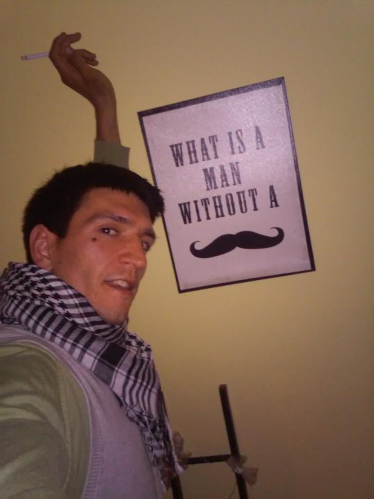 bbogomdan's tweet photo. Love of art lives in me !!! Life is acting, make sure that you will choose the role for you !!! Wolem sto wolem!!! http://t.co/CBHpzaaIDX