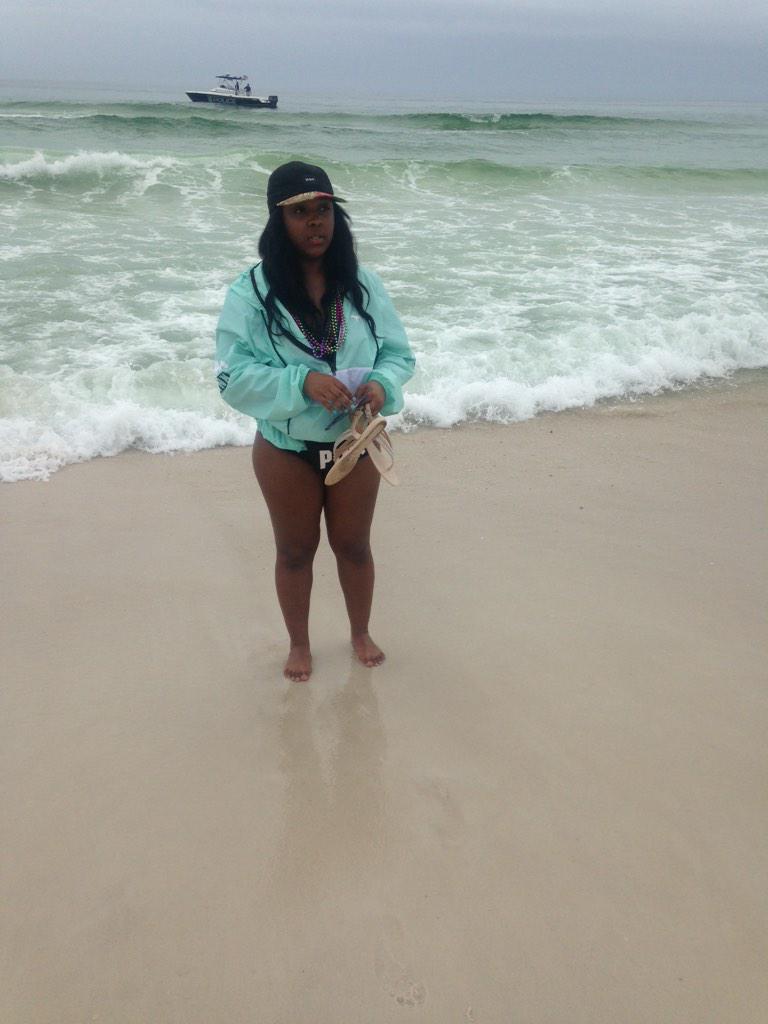 __toojaszy's tweet image. 👙🌊⛅️ #PCBWeek2 #PCB2k15 to
