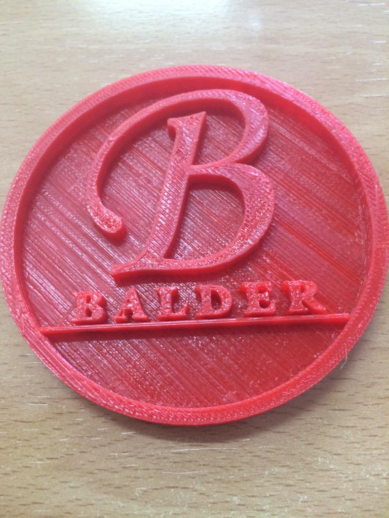 Alfsan04's tweet photo. Pero que pedazo logo chulo tiene mi colegio :) @LourdesAtrio @ColegioBalder #impresion3D http://t.co/247DoWjgRs