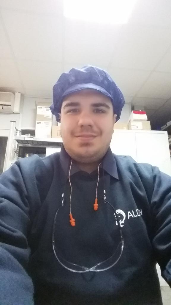 miguelherdo's tweet photo. Pues eso levantandome alas 5 de la mañana. 😴😴 http://t.co/5Zms1PlYQm