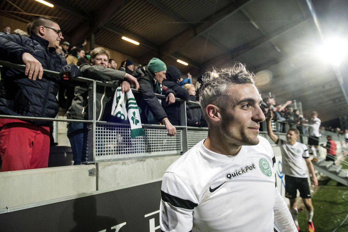 Stankov celebrated the win with fans Stankov celebrated the win with fans