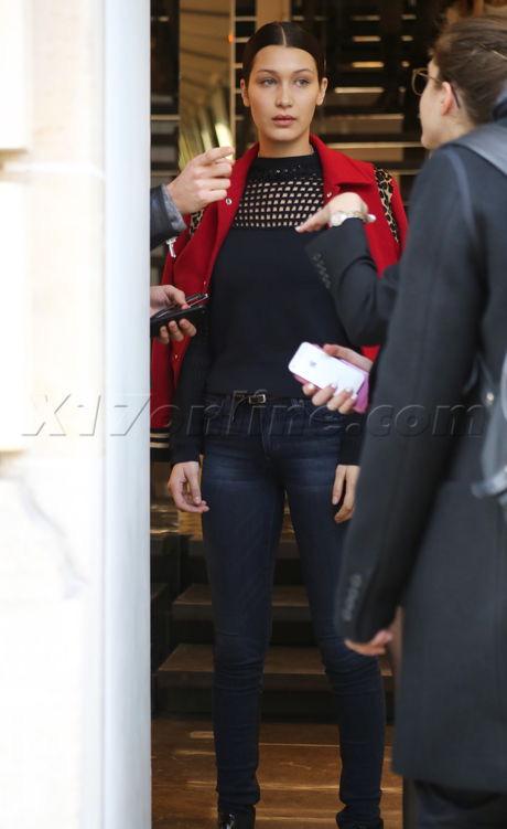 postbadhadids's tweet photo. Bella Hadid http://t.co/ErI9oSl1hb
