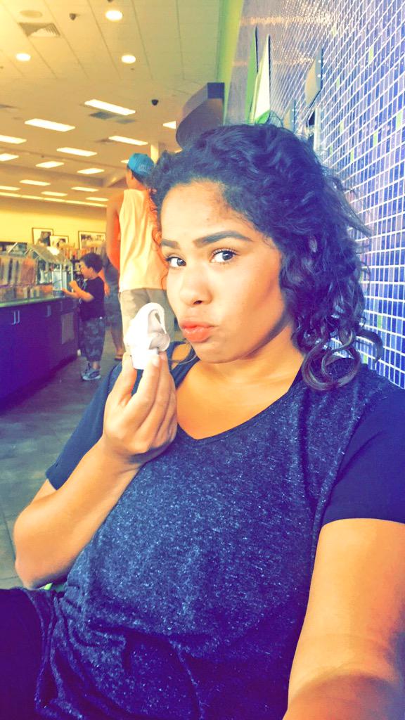 theRTrevv's tweet photo. When you're a broke college student but you still want froyo. #SampleCups #praisehim http://t.co/0bS4zNoAX4