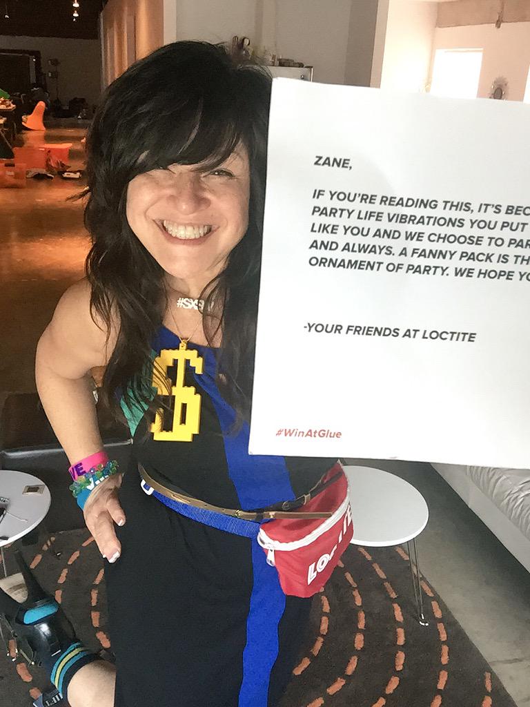 zaneology's tweet photo. Hi @ryancmiller OMW to #sxsw! Sooo distracted playing #FannyPack dress-up thx to @LoctiteGlue (How To So) #WinAtGlue! http://t.co/ugYBlEaQlc