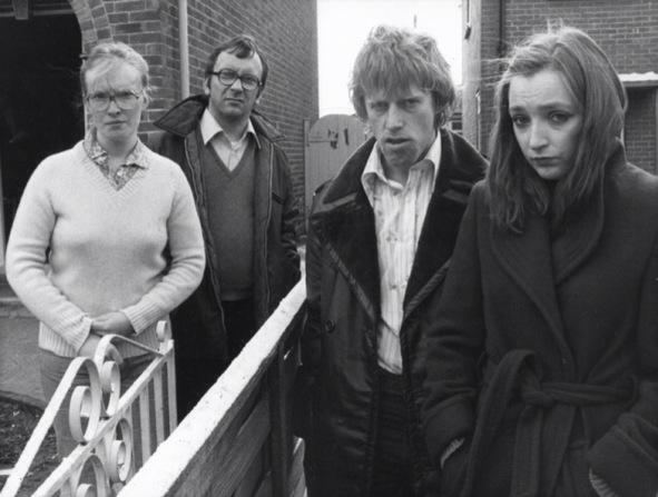 Happy birthday to Lesley Manville. Frequent collaborator with Mike Leigh. Here in Leigh\s Grown-Ups... 