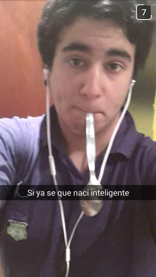 Inesiita_00's tweet photo. Que hoy los inteligentes no nos aburrimos😂😂 #HayCadaEstudio .. @itocasas http://t.co/iMQ55h0HFT