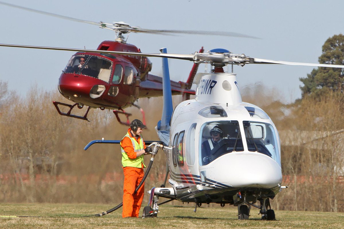 <a href="/HASL_ATC/">Helipad ATC</a> keeping everything flowing &amp; everyone safe at a busy #CheltenhamFestival heliport.