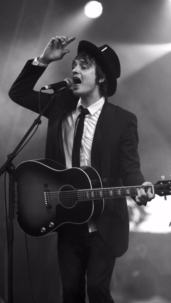 Happy Birthday! Chiquito bebé Pete Doherty 