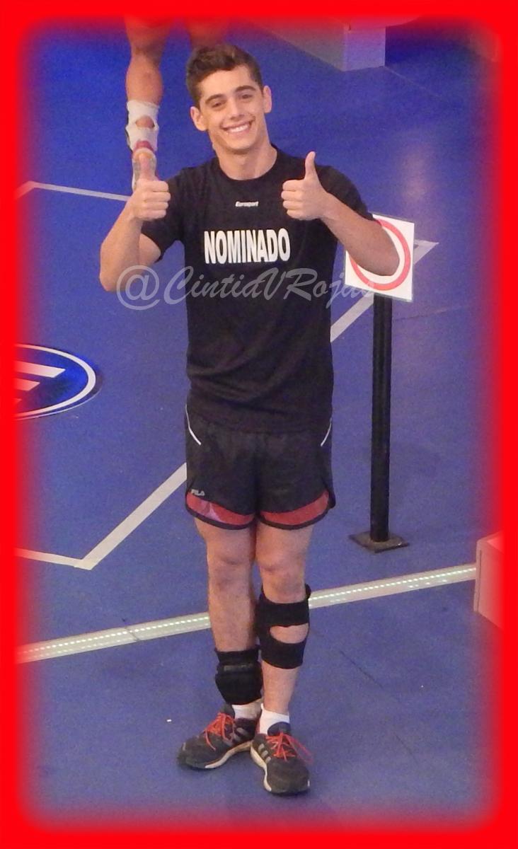 CintiaVRojas's tweet photo. Todo bien Celli?? sisi parece q esta todo bien jajaja @sergiocelli @combatearg http://t.co/8dPs9WCg84