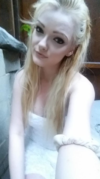 Don't miss seeing my cute face next Friday on streammate! #ZoeyNation #ZoeyLovers xoxo http://t.co/7<a href="/tag/zoeynation"class="tags"><span>#zoeynation</span></a><a href="/tag/zoeylovers"class="tags"><span>#zoeylovers</span></a>