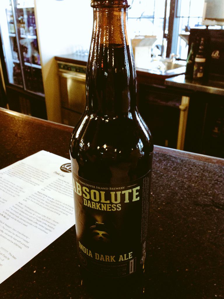 BarleyNPorter's tweet image. New Brew Thursday at @BsCraftLounge Look at what arrived today @VanIsleBrewery #AbsoluteDarkness