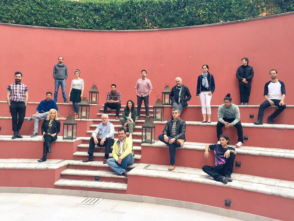 “la foto de con los creativos del Forecast 2016 
<a href="/CoghlanM/">MariangelCoghlan</a> <a href="/hesrawe/">hector esrawe</a> <a href="/Silvia_Galvan/">Silvia Galván</a> ” thanks!! <a href="/PinturasComex/">Pinturas Comex</a>