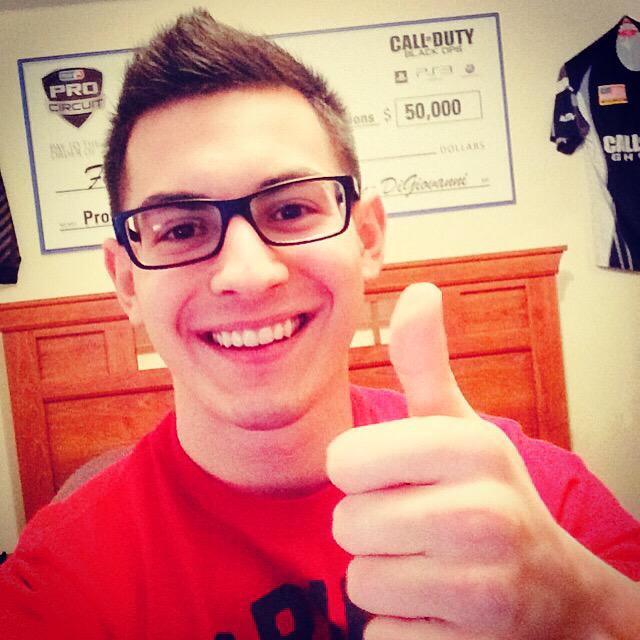 Censor's tweet image. Thank you for 200,000 subscribers! 
(instagram.com/p/0Jn3_bN8JF/)