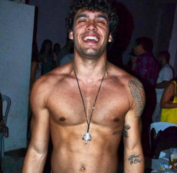 É só um dono aqui, mais pra frente talvez eu coloco mais um pra colar com a gente aqui, bora fortalecer.