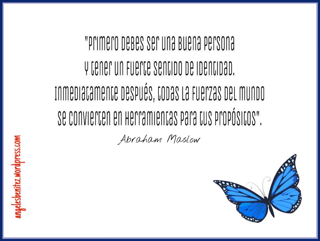 Primero debes ser buena persona y tener un fuerte sentido de identidad. Inmediatamente después,..."#autoestima