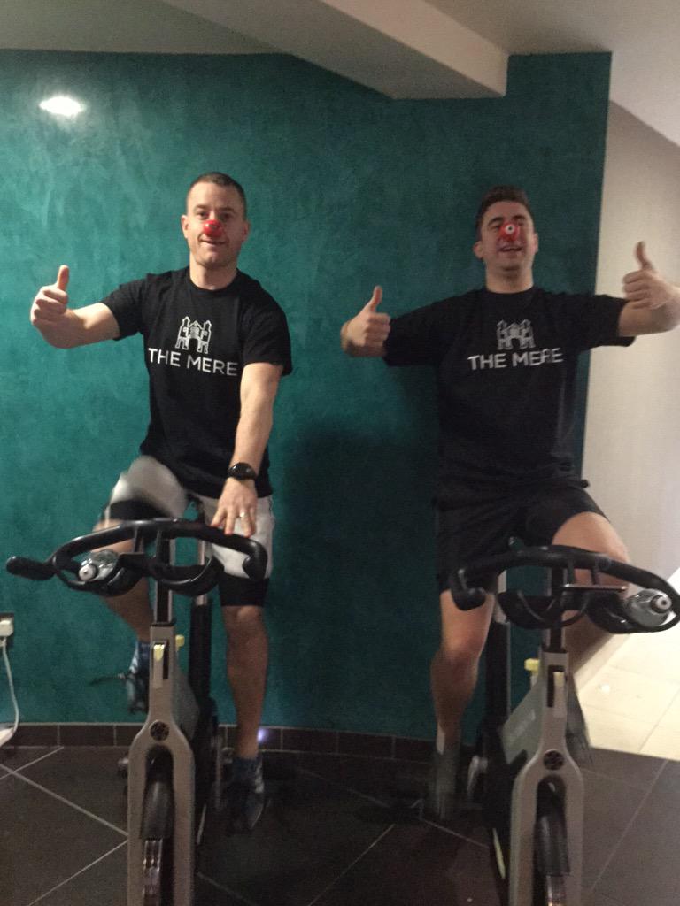 LifeatMere's tweet photo. Go Team Golf! Joe Gates and Ian Berry http://t.co/Pqu9BY15T9 #mereathon @comicrelief