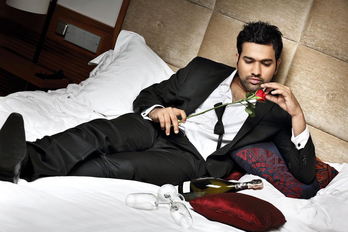 KyaUkhaadLega's tweet image. Rohit Sharma waiting for Bangladesh in the Quarter Final #IndvBan #QF #CWC15