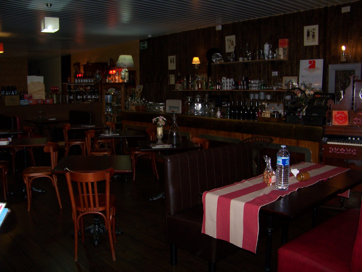 le temps est légèrement humide sur cancale, nous vous proposons une petite gourmandise à la Maison Guella !