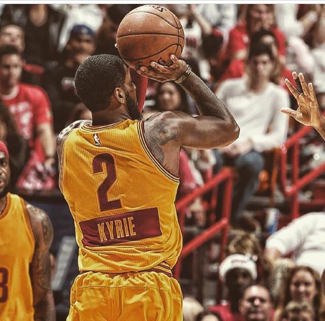 LEX_GLIZZY's tweet image. That&apos;s My HUSBAND for a reason 👑💕💍🔥💯 @KyrieIrving #57points #Bestgameever