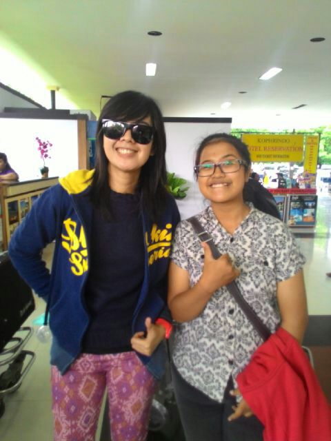 Kak Sara additional bass <a href="/mink_payux/">Mink Payux</a>: Ini kakak syapa yaak namanya?? Lupita akika min <a href="/kotakband_/">Official KOTAK</a> "