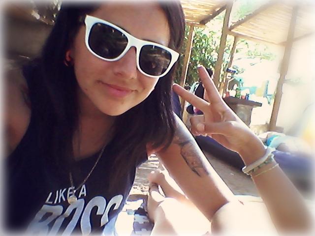 lexonas tweet picture