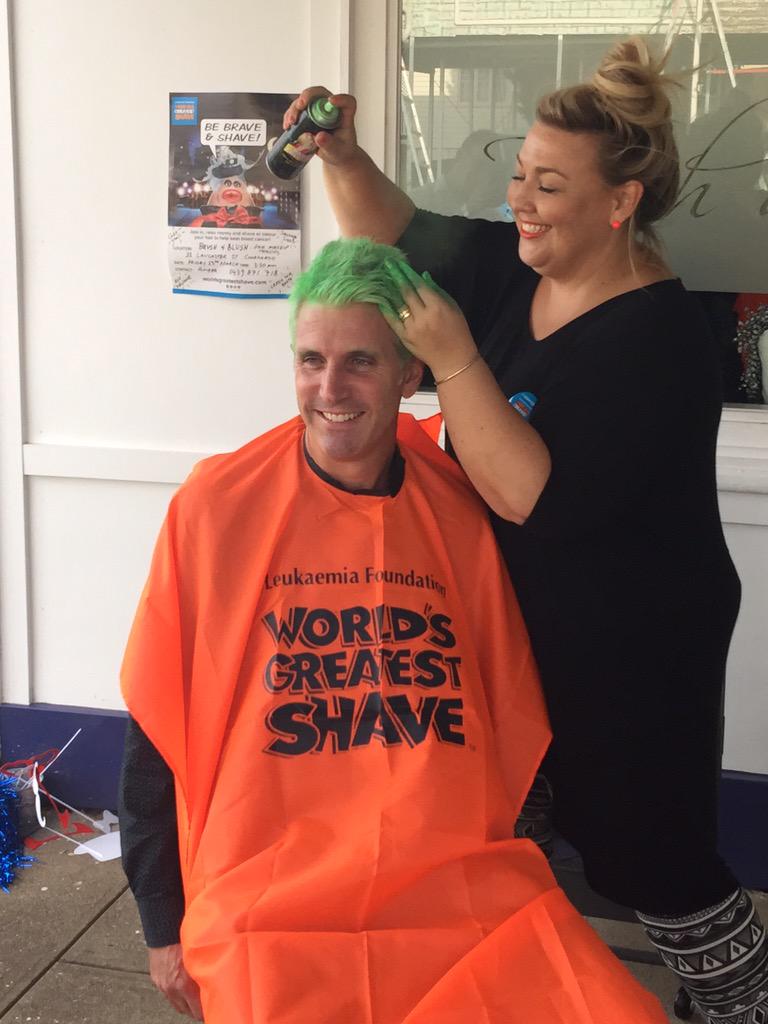 MattCamp4151's tweet photo. Great to be able to support @JoeKellyMP today in shave for a cure #BeBrave @leukaemiaqld http://t.co/OF2EsVqMQi