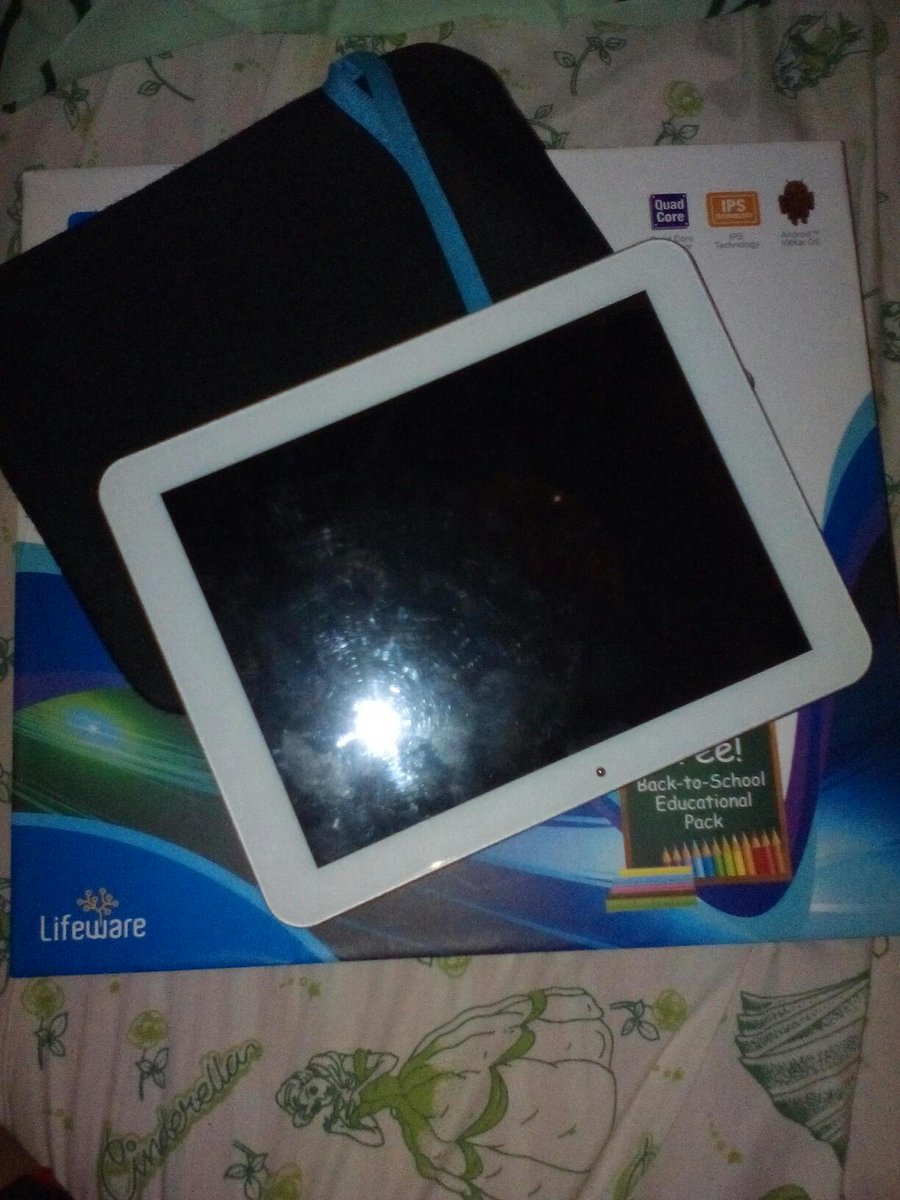 GasminLenn's tweet image. I got this na ohh my tablet yessss 
#fabtab 
#thankyou 
#iingatankita
