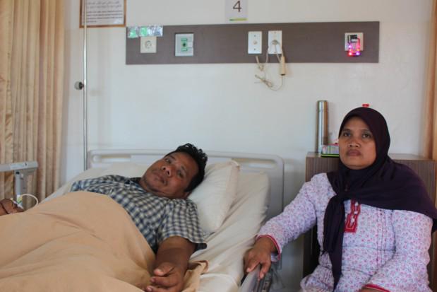 dompetdhuafaorg's tweet photo. Berharap Sehat, Kuli Bangunan Ini Ikhtiar Berobat ke RST Dompet Dhuafa  http://t.co/pNXHI46nxh http://t.co/HDQQkL9CYH