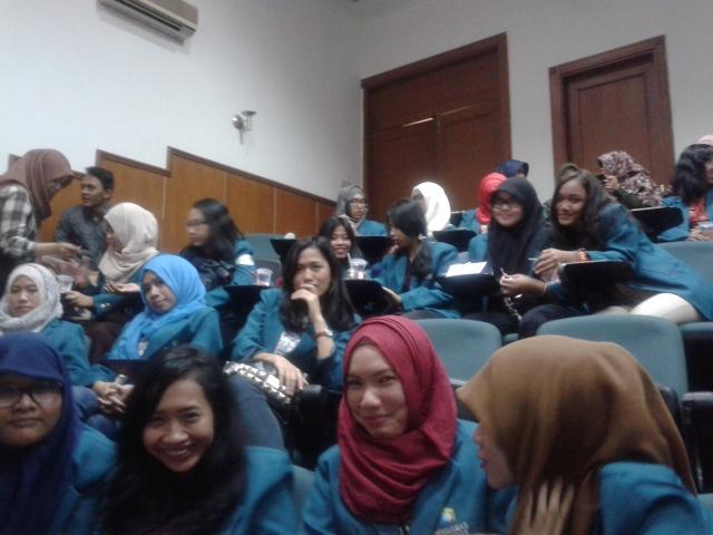Suasana Company Visit Icelights 2015 goes to @bmtiseg