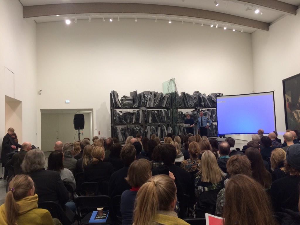 doganorway's tweet photo. Frokostmøte om design av nye pass i Kiefersalen på @astrupfearnley. Bra start på dagen med @Grafill og @studioneue http://t.co/WpL1xGRsFN