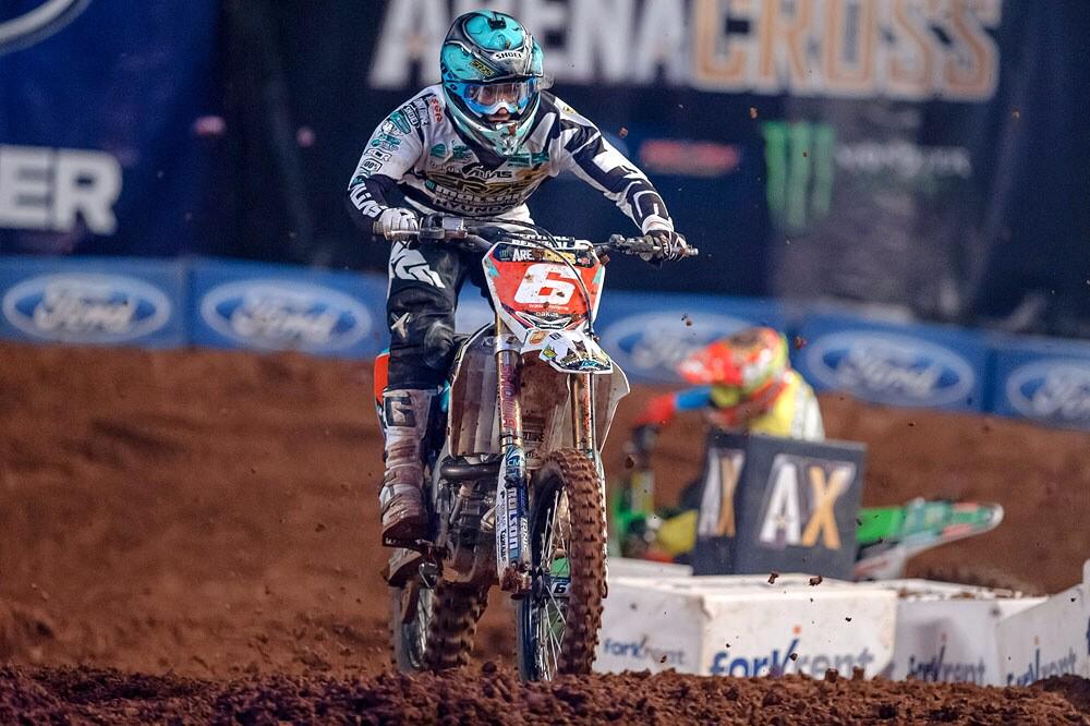 Awesome job by <a href="/sr75worldteam/">SR75-MOLSON Racing</a> last night, taking the <a href="/ArenacrossUK/">ArenacrossUK</a> title with Thomas Ramette on the RM-Z450!