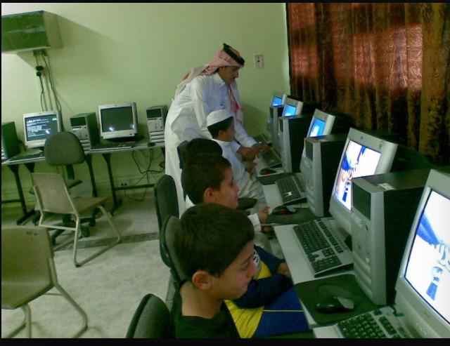 Tabuk__edu's tweet photo. #بدل_حاسب_لمعلمي_الحاسب http://t.co/siEGjf8CTl