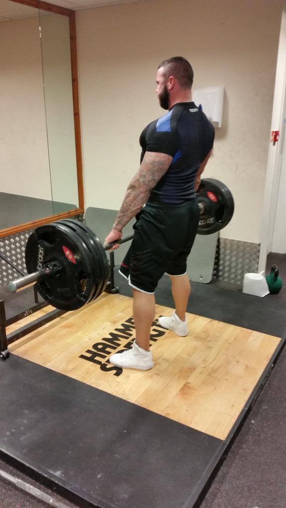 wardy0106's tweet photo. Just warming up #pride-conditioning.co.uk. http://t.co/tCvSKig0xU