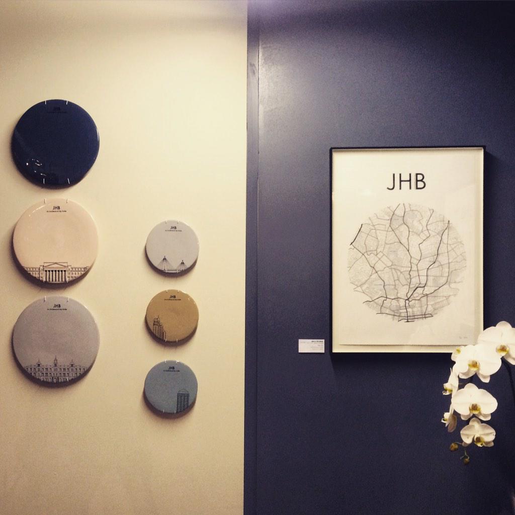 studio_dthomaz's tweet photo. C O N T R A S T

#curation #design #happiness #studiodylanthomazloves @blankinkdesign #DesignIndaba2015 http://t.co/xOcz1FhT6F